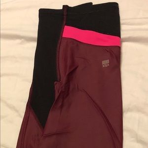 Victoria’s Secret Capri workout pants